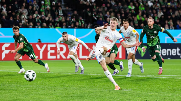 VfL Wolfsburg vs Holstein Kiel (00:30 – 29/10) | Xem lại trận đấu