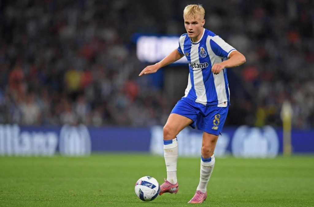 Amorim coi Froholdt là mảnh ghép lý tưởng để thay thế Casemiro