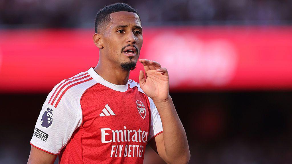 Saliba từng được Real Madrid quan tâm sát sao